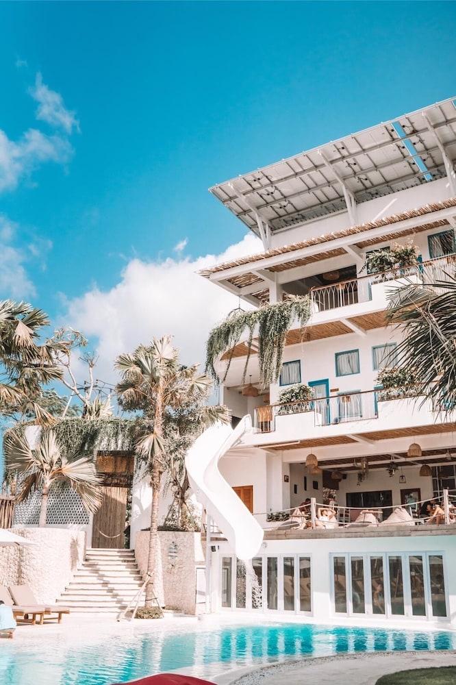 Canggu Village Accommodation Exterior photo